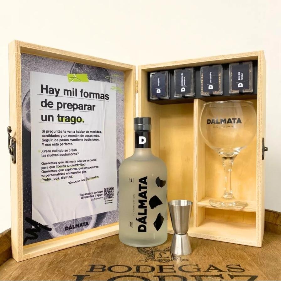 Dálmata Box Premium London Dry 750ml C/estuche Madera - Imagen 5