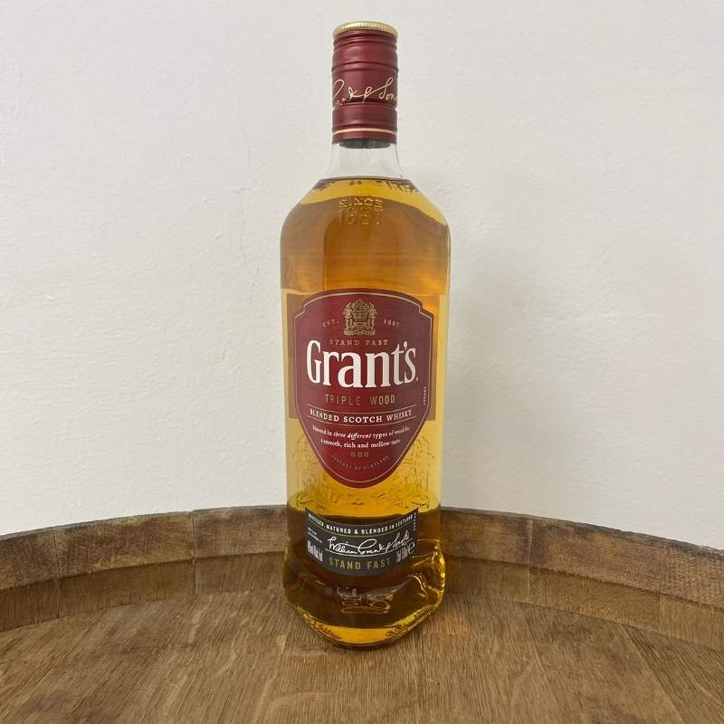Mix 1u Grant’s Blended Scotch 750ml + 1u Licorera Whiskera De Vidrio 950ml - Imagen 2