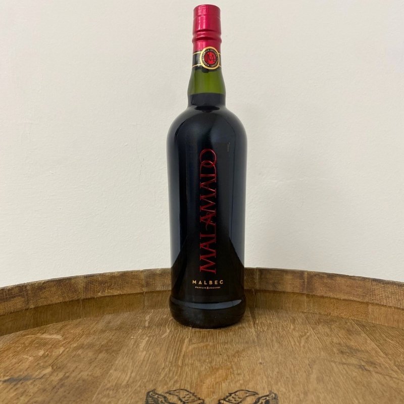 Malamado Malbec 750ml + 2 Vasos De Vidrio 350ml c/Estuche - Imagen 4