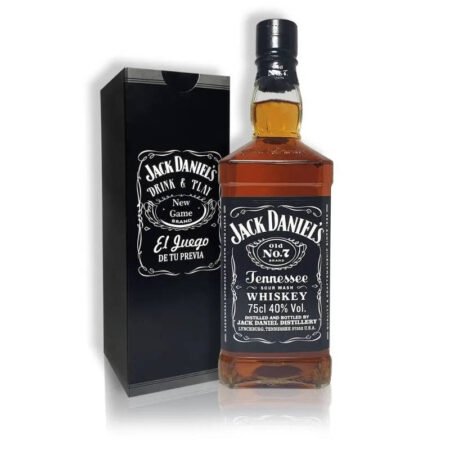 KIT JACK DANIEL´S OLD NO. 7 TENNESSEE SOUR MASH 750ML + JACK DANIEL´S JENGA EL JUEGO DE TU PREVIA C/ESTUCHE